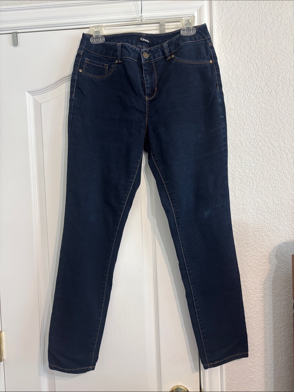 D. Jeans Size 10P Dark Blue Women’s Jeans - Classic Slim Fit